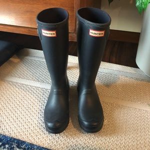 Hunter boots - matte navy blue